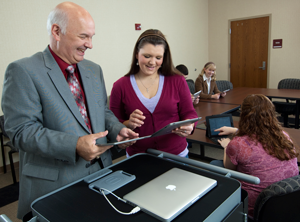 Northeast State faculty and students using mobile devides